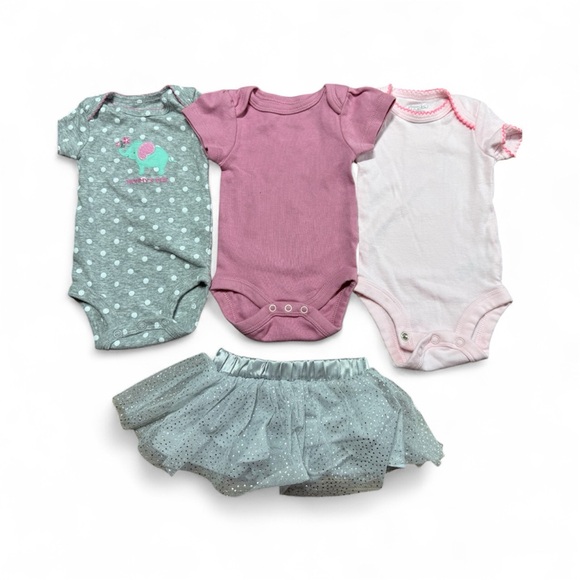 Baby Girl Clothes Bundle | Newborn | Carter’s, Cloud Island, Okiedokie - Picture 1 of 9